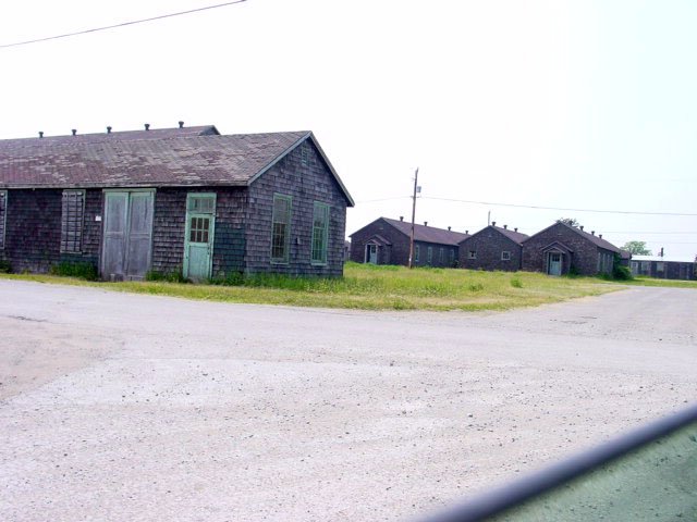 pictononbasebuilding2005pic2.jpg